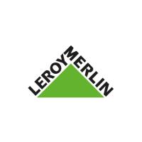 Logotipo da Leroy Merlin, com as palavras 'Leroy Merlin' formando um triângulo em torno de uma forma verde.